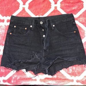 levi's black denim shorts